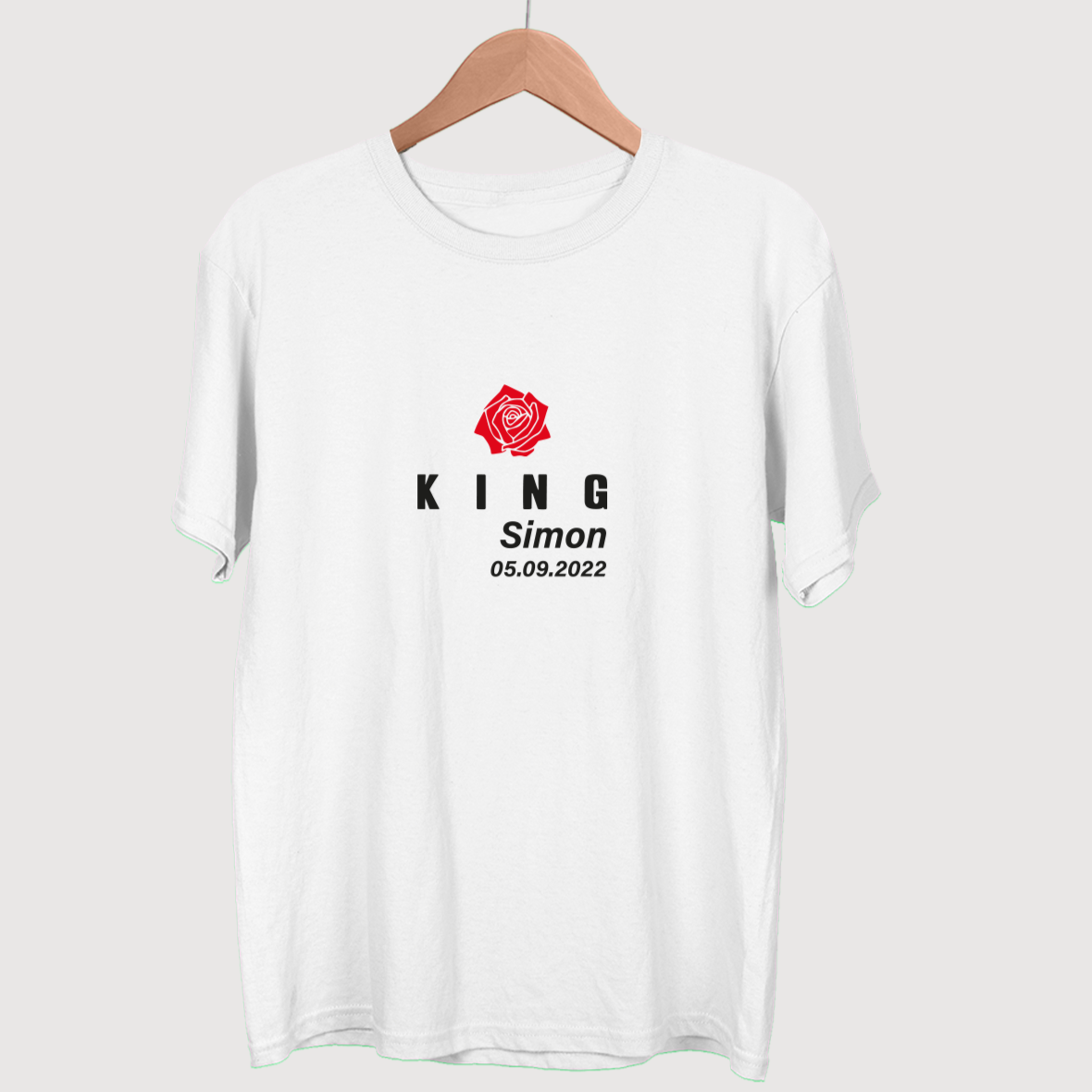 king queen t-shirt men shirt herein t-shirt mit name als geschenkidee mit rose bedruckt in weisses shirt