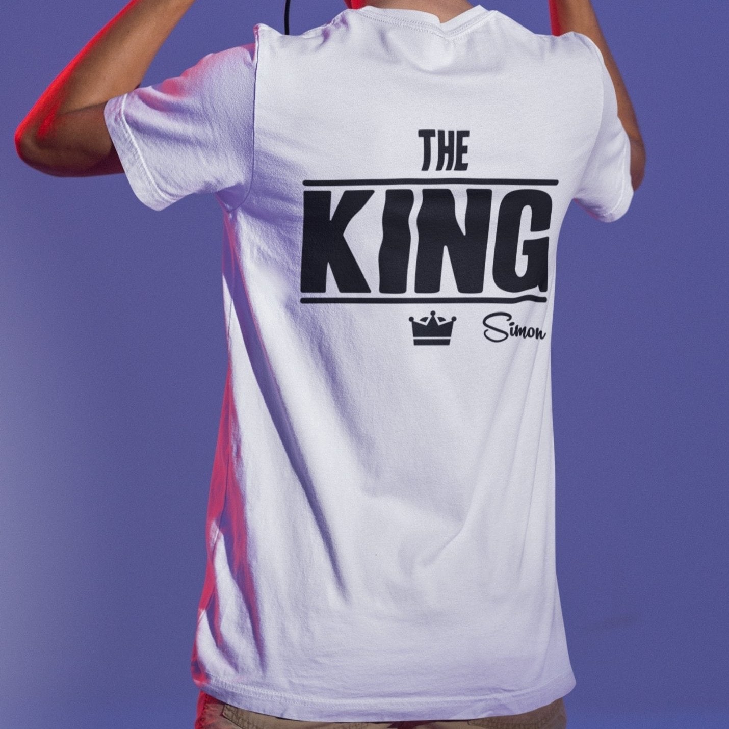 weisses Herren tshirt mit name gestalten the king shirt